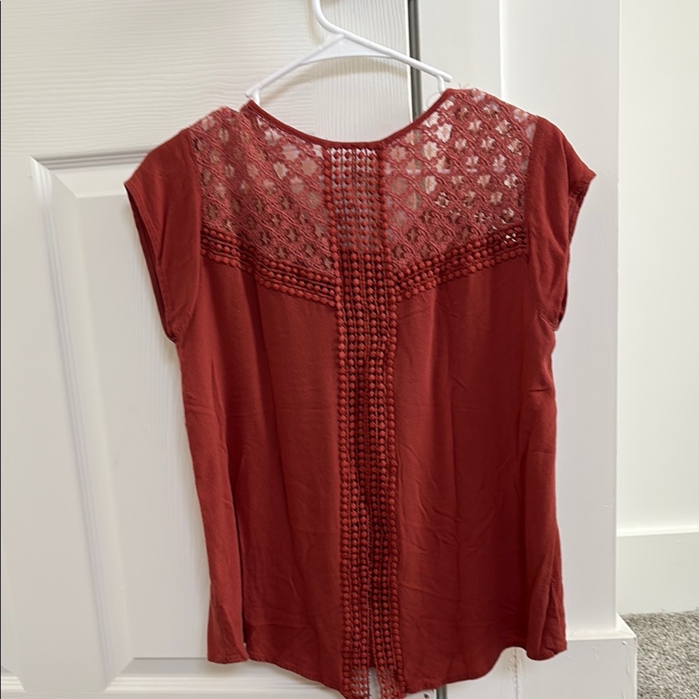 Women's Lace Detail Top - Rust - Picture 2 of 2